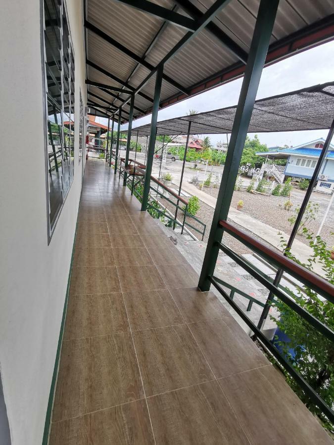 Studio di 18 m² in Appartamento con 1 bagno privato in zona Ban Luang Chom Thong Esterno foto
